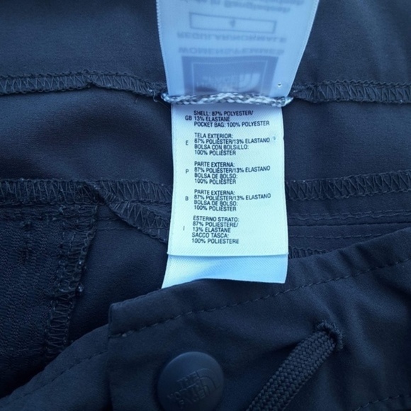 THE NORTH FACE black shorts sz 4 - Picture 3 of 4